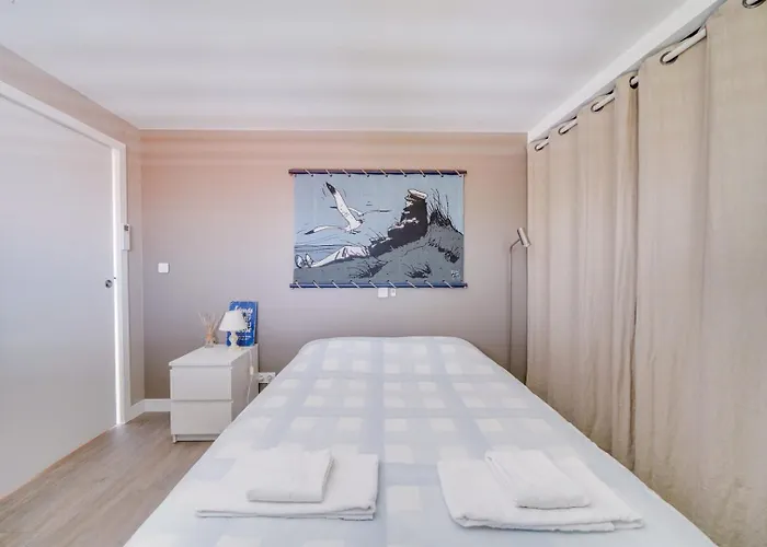 Spacious Family With Swimming Pool Hotel 3*