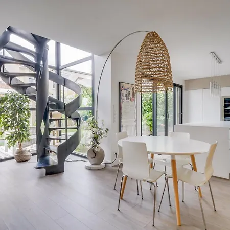 Spacious Family With Swimming Pool 3*