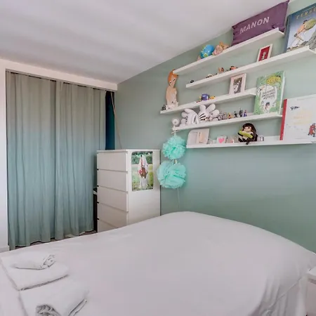 Spacious Family With Swimming Pool 3*